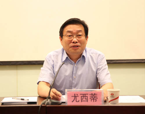 新班子上任一個(gè)月，看他們都忙了些啥？