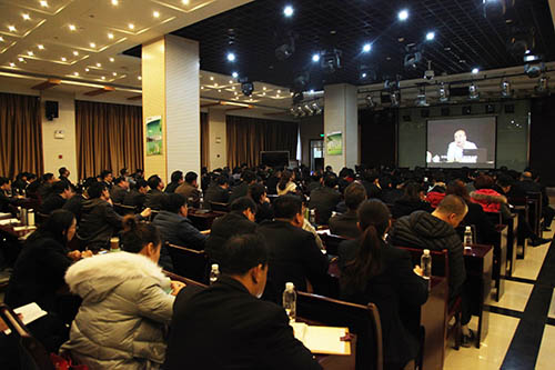 建設(shè)集團(tuán)開展《合同法》、《勞動(dòng)合同法》專題培訓(xùn)