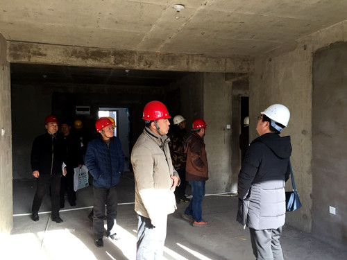 天工公司土建四部神木新村神南華府27、28#樓順利通過竣工驗(yàn)收