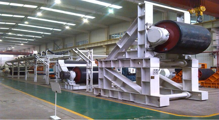 下峪口煤礦2-2采區(qū)膠帶輸送機(jī)設(shè)計(jì)圓滿完成