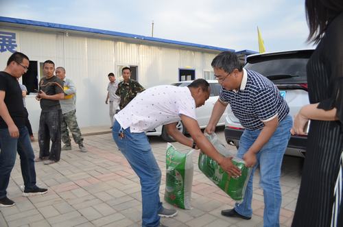 陜煤建設(shè)澄合分公司“送清涼”活動率先進一線