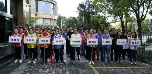 展現(xiàn)追趕精神，奮發(fā)超越活力