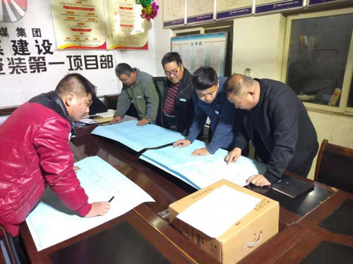 努力奮斗 天工機(jī)電安裝青年人