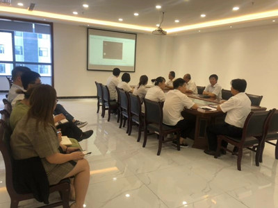 物資公司：@黨員干部：“雙節(jié)”將至，有份節(jié)日“禮物”請(qǐng)您查收