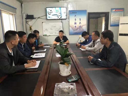 礦建二公司車村項目部節(jié)前筑牢紀律防線