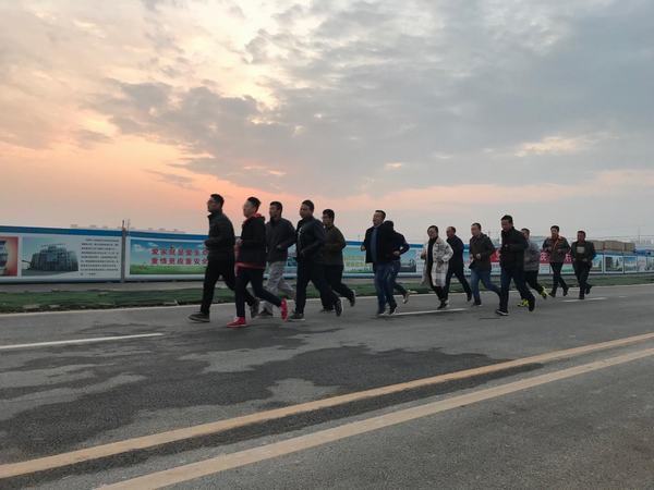 讓我們一起打造培養(yǎng)團(tuán)隊(duì)狼文化！