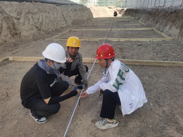 陜煤建設(shè)天工公司：“炙烤”在施工現(xiàn)場工作人員是這樣做的