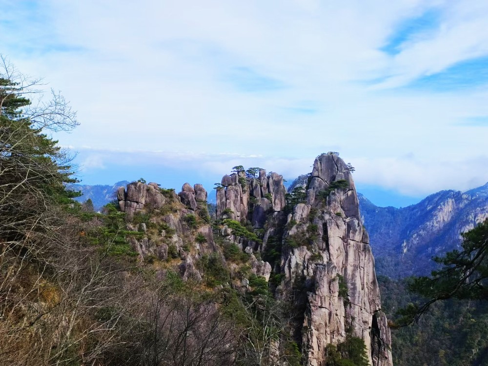 再登光明頂，赴一場(chǎng)秋日美夢(mèng)