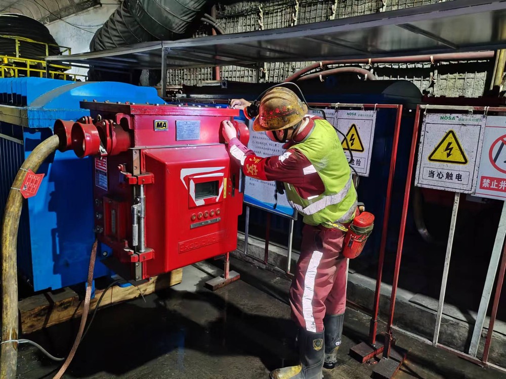 陜煤建設(shè)機(jī)電安裝公司：青春有我，共繪新春華彩