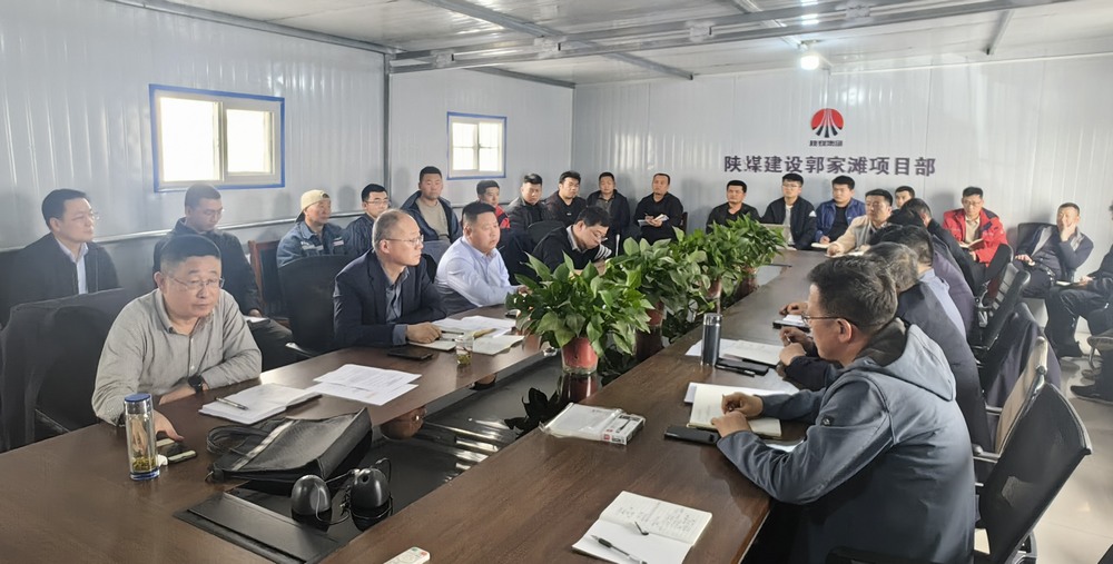 趙敬凱、劉保江到郭家灘項目檢查指導工作
