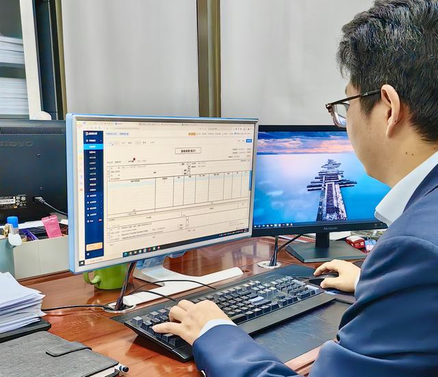 陜煤建設(shè)市場開發(fā)分公司率先啟用掃碼開票系統(tǒng)，開啟智能開票服務(wù)新時代