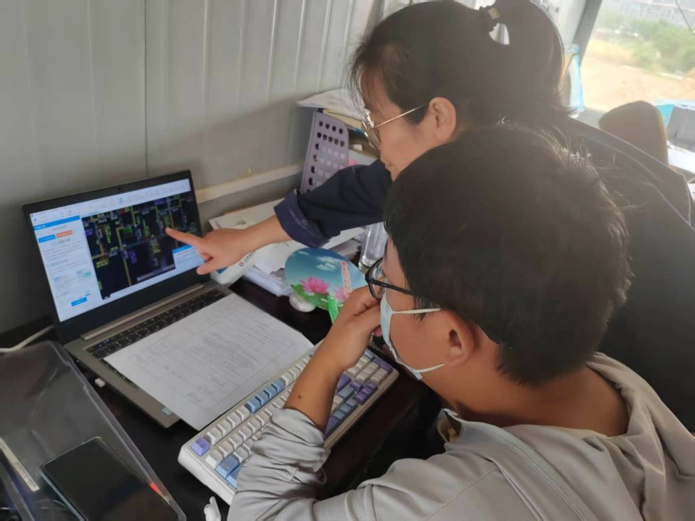 陜煤建設(shè)韓城分公司土建一項目部：巾幗力量綻芳華，鏗鏘玫瑰別樣紅