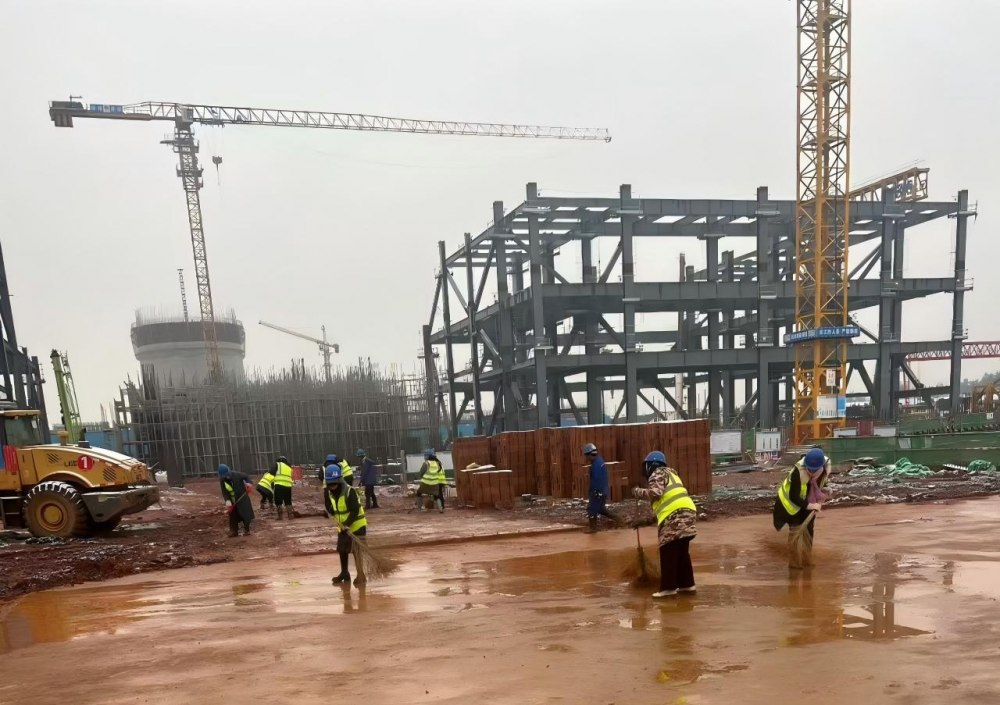 陜煤建設(shè)西北分公司汨羅電廠樁基工程項目部頂風(fēng)冒雪堅守施工一線