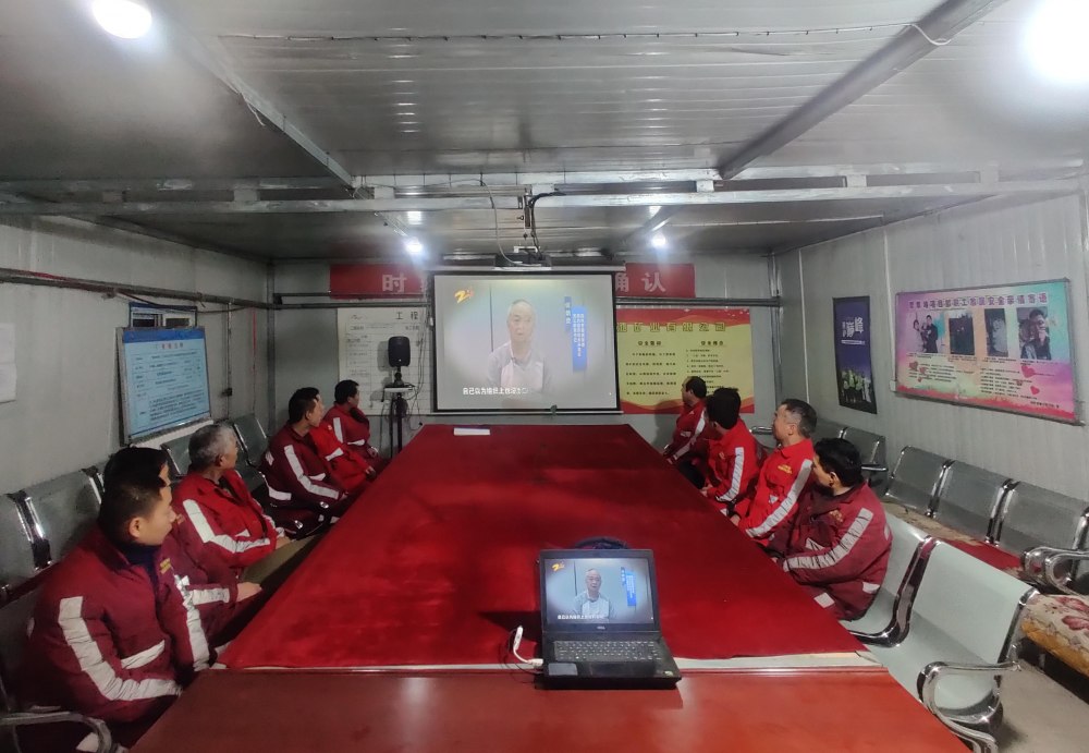 陜煤建設(shè)機電安裝公司涼水井項目部：筑牢安全防線 護航項目平穩(wěn)運行